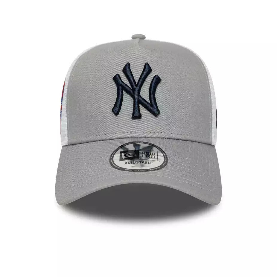 New Era Derhúfa - New York Yankees MLB grey side patch 9FORTY A-Frame Trucker Adjustable Cap