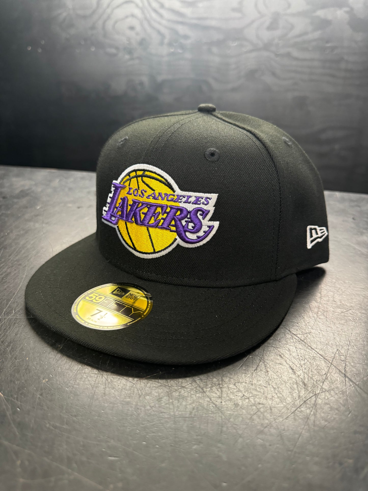 New Era Derhúfa - Los Angeles Lakers Authentic On Field Game Black  59FIFTY Cap