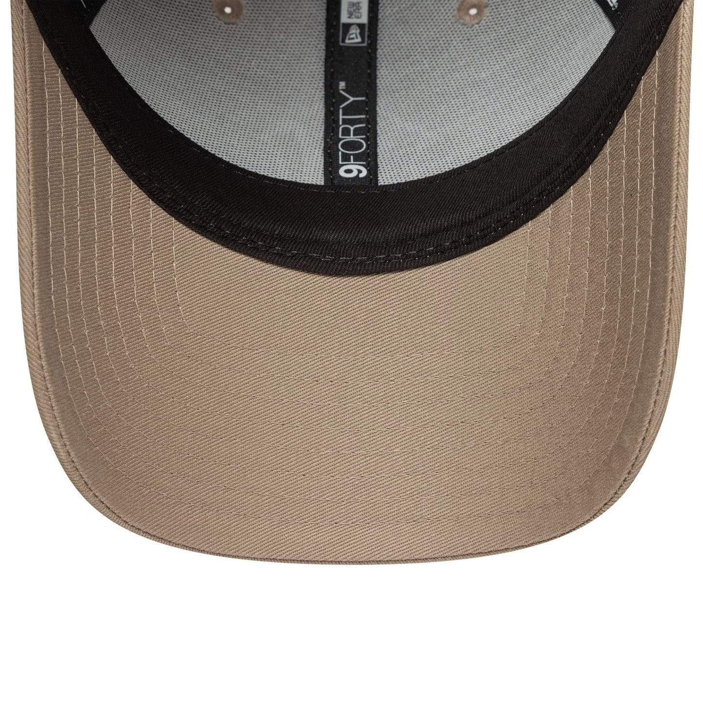 New Era Derhúfa - League Essential 9Forty New York Yankees Cap - sand outline