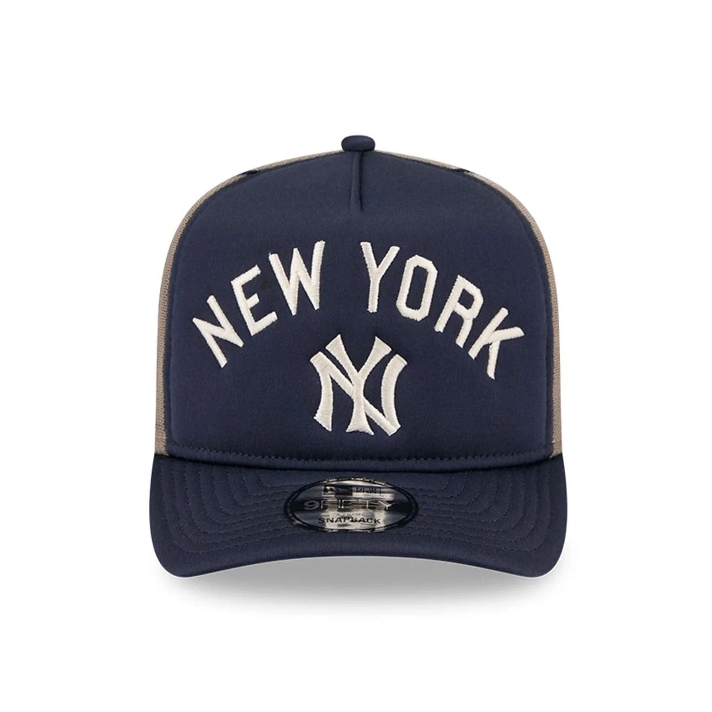 New Era Derhúfa - NY yankees Arched trucker cap