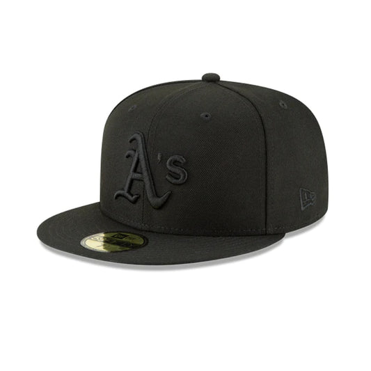 New era derhúfa - Oakland Athletics MLB Black On Black 59FIFTY