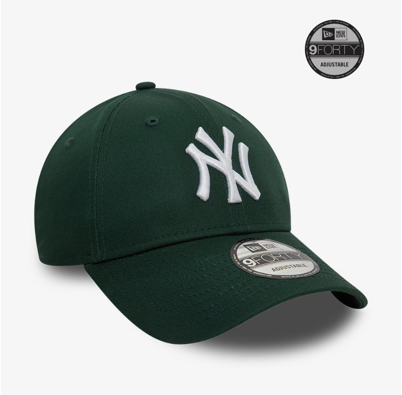 New era derhúfa - New York Yankees League Essential Dark Green 9FORTY Adjustable Cap