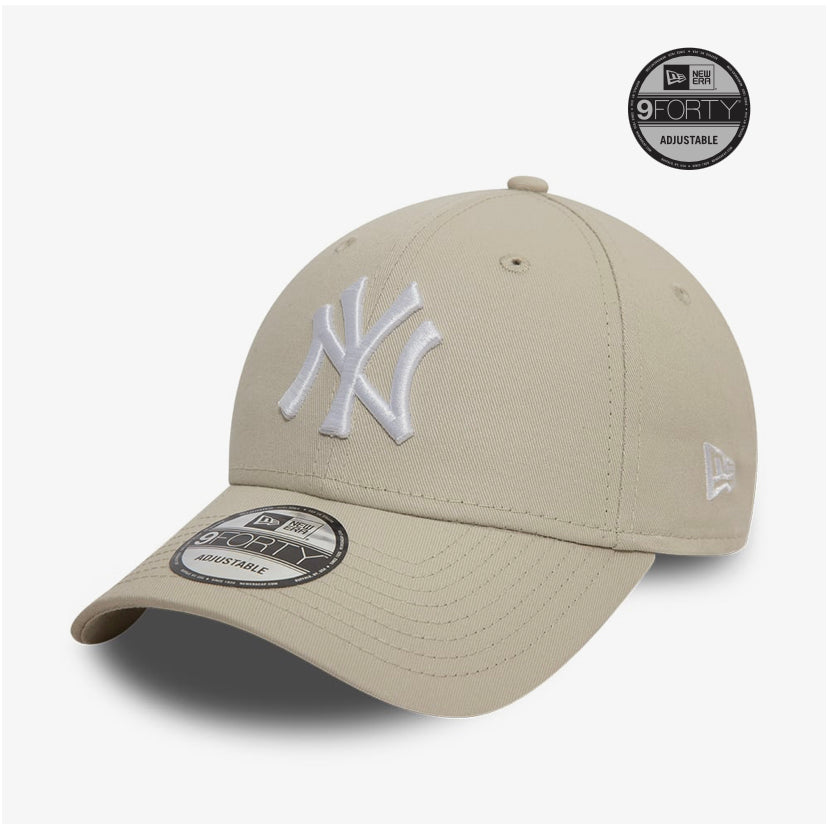 New era derhúfa - New York Yankees League Essential Stone 9FORTY Adjustable Cap