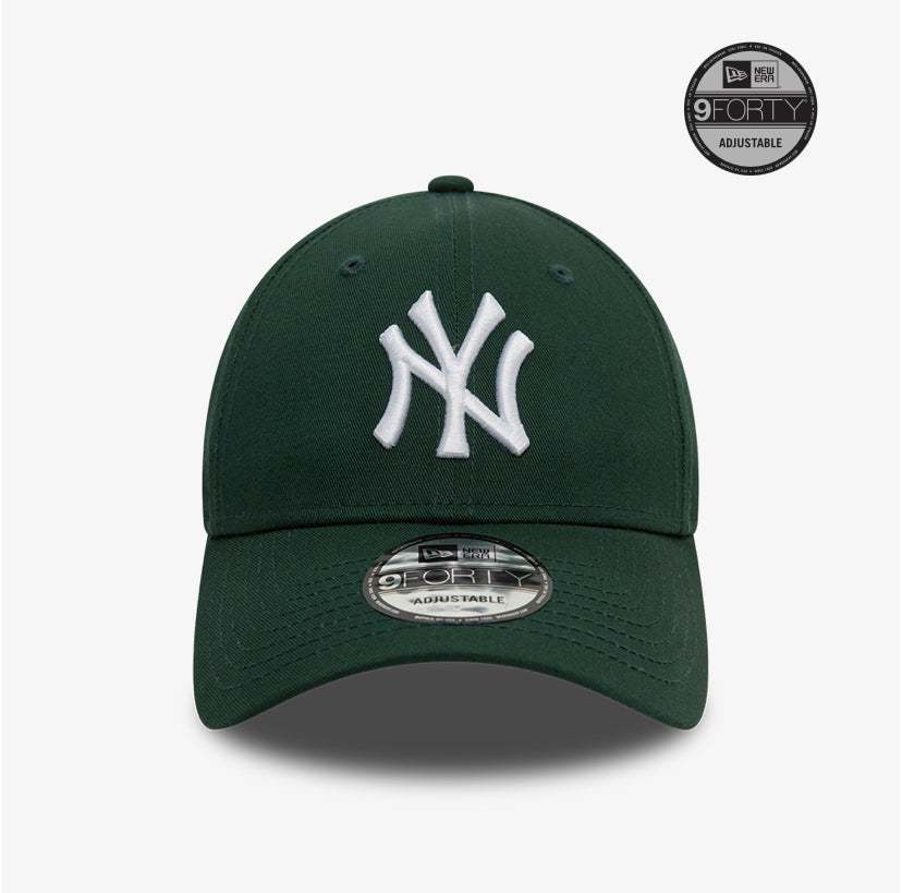 New era derhúfa - New York Yankees League Essential Dark Green 9FORTY Adjustable Cap