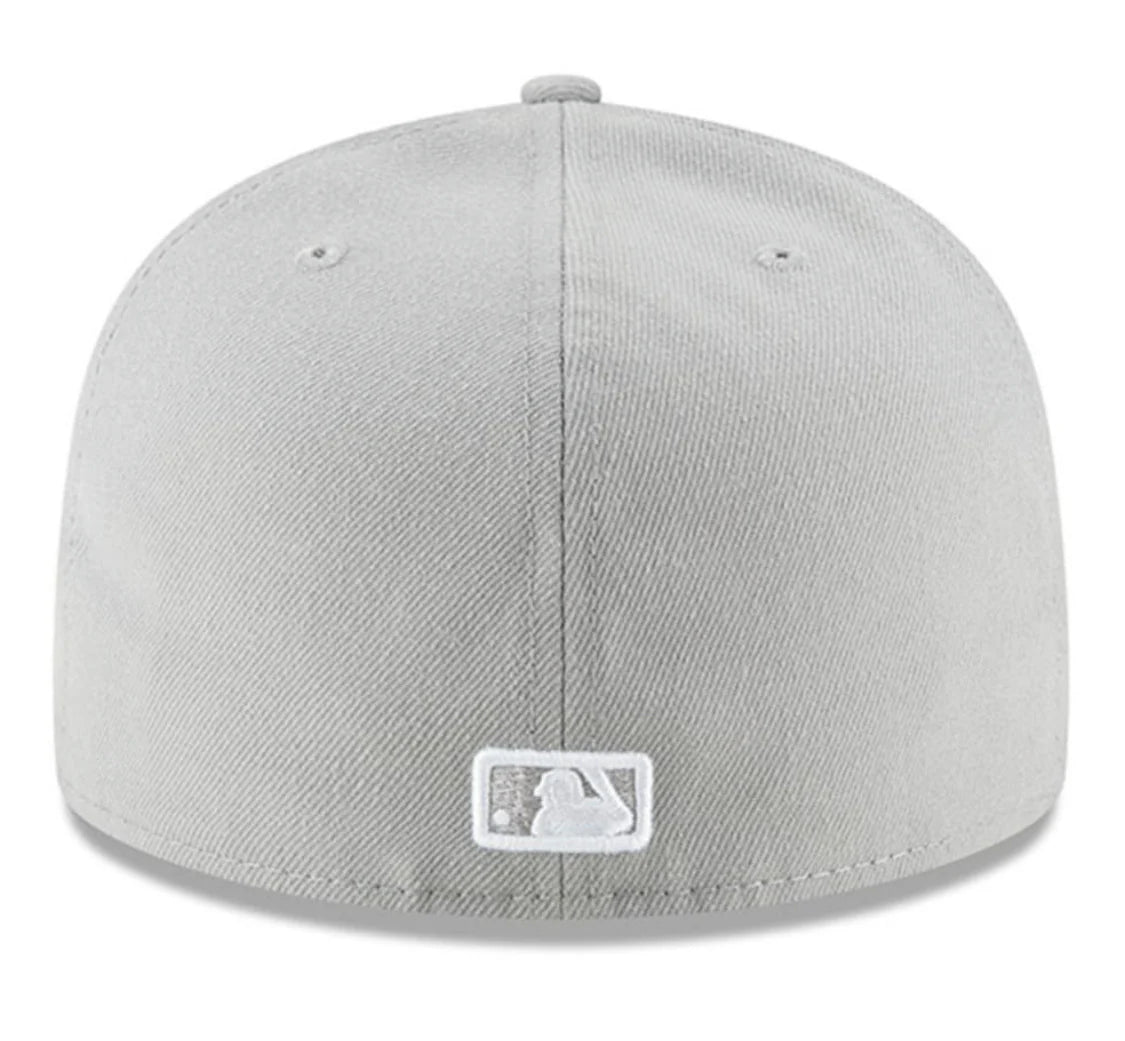 New Era Derhúfa - New York Yankees Basic Grey Fitted
